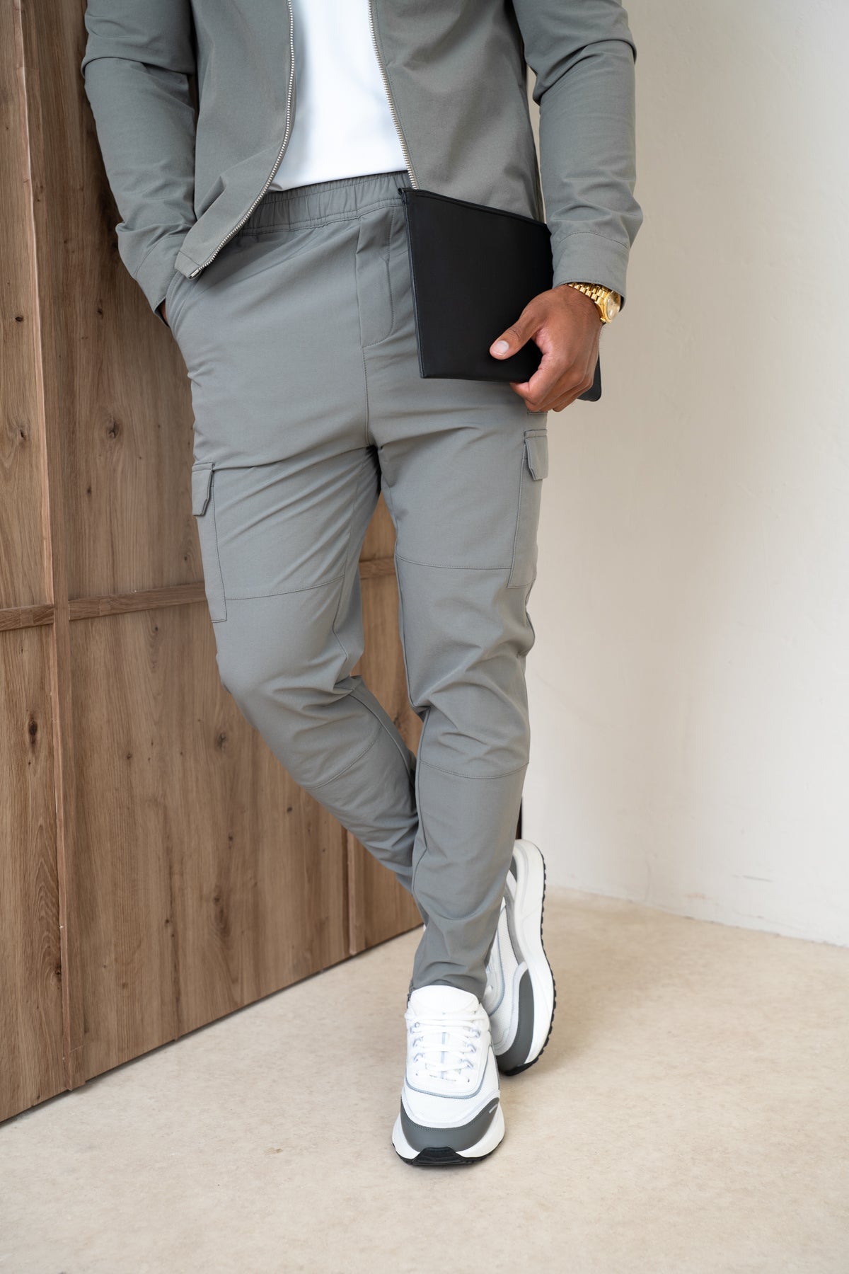 Premium Detail Cargo Jacket V2 - Taupe