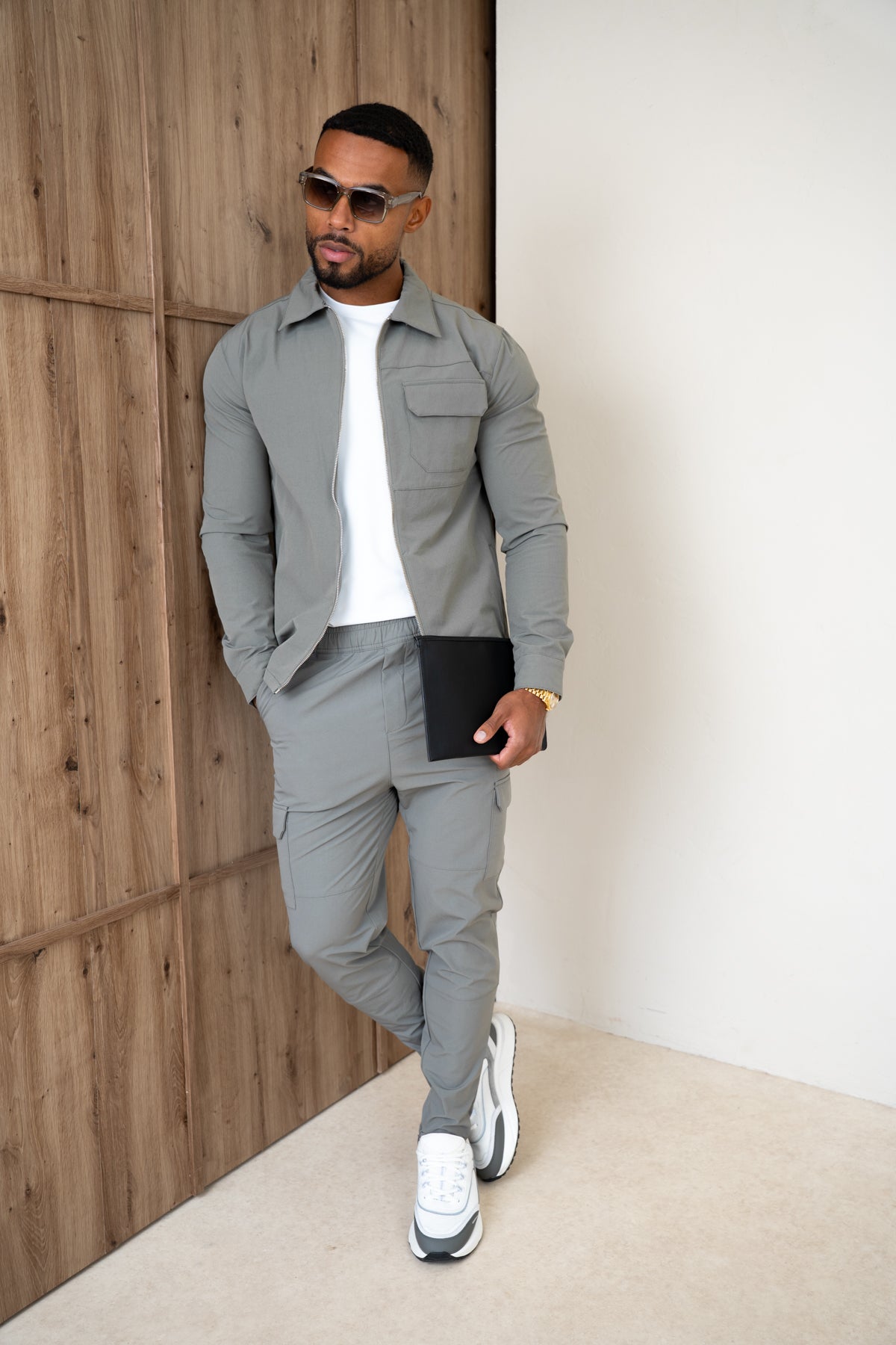 Premium Detail Cargo Jacket V2 - Taupe