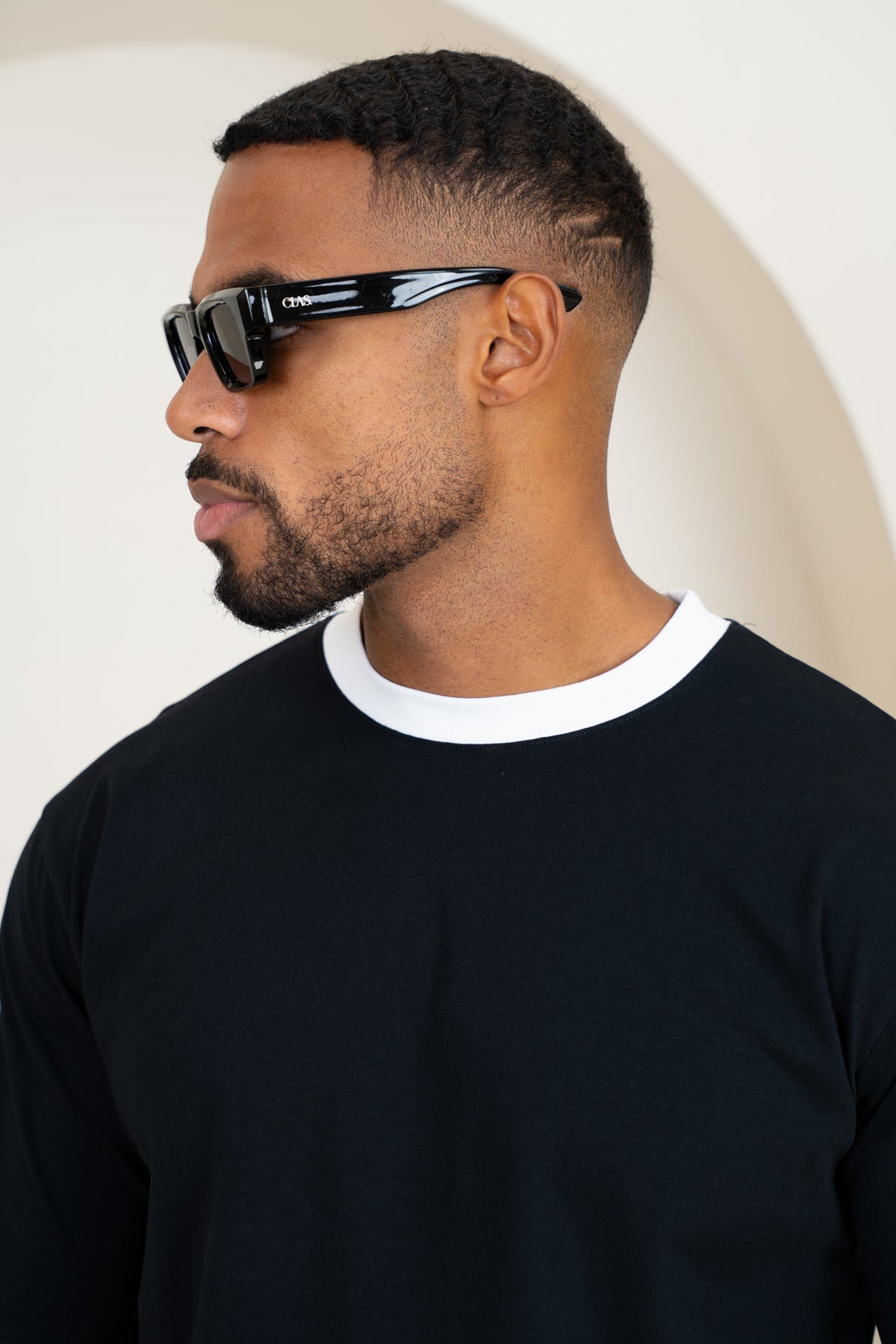 Relaxed Fit Contrast Neck T-Shirt - Black
